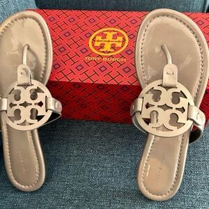 Tory Burch Mauve Patent Leather Sandals